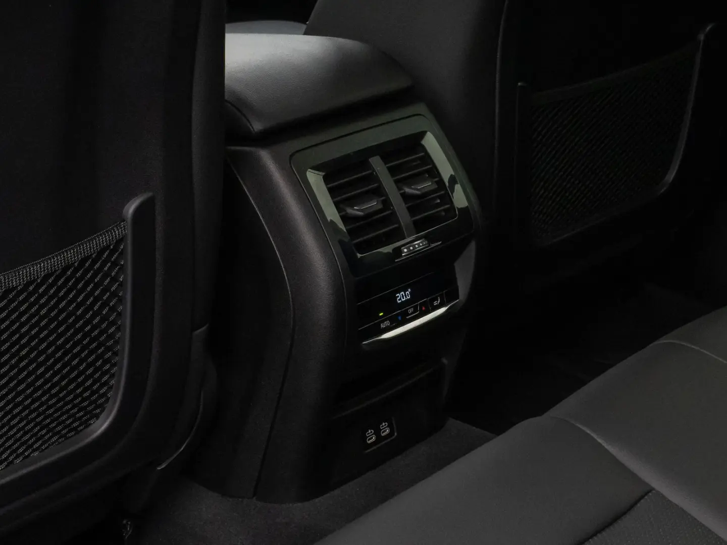 X3 xD20i Kamera DAB WLAN DrivAssist AHK Sport