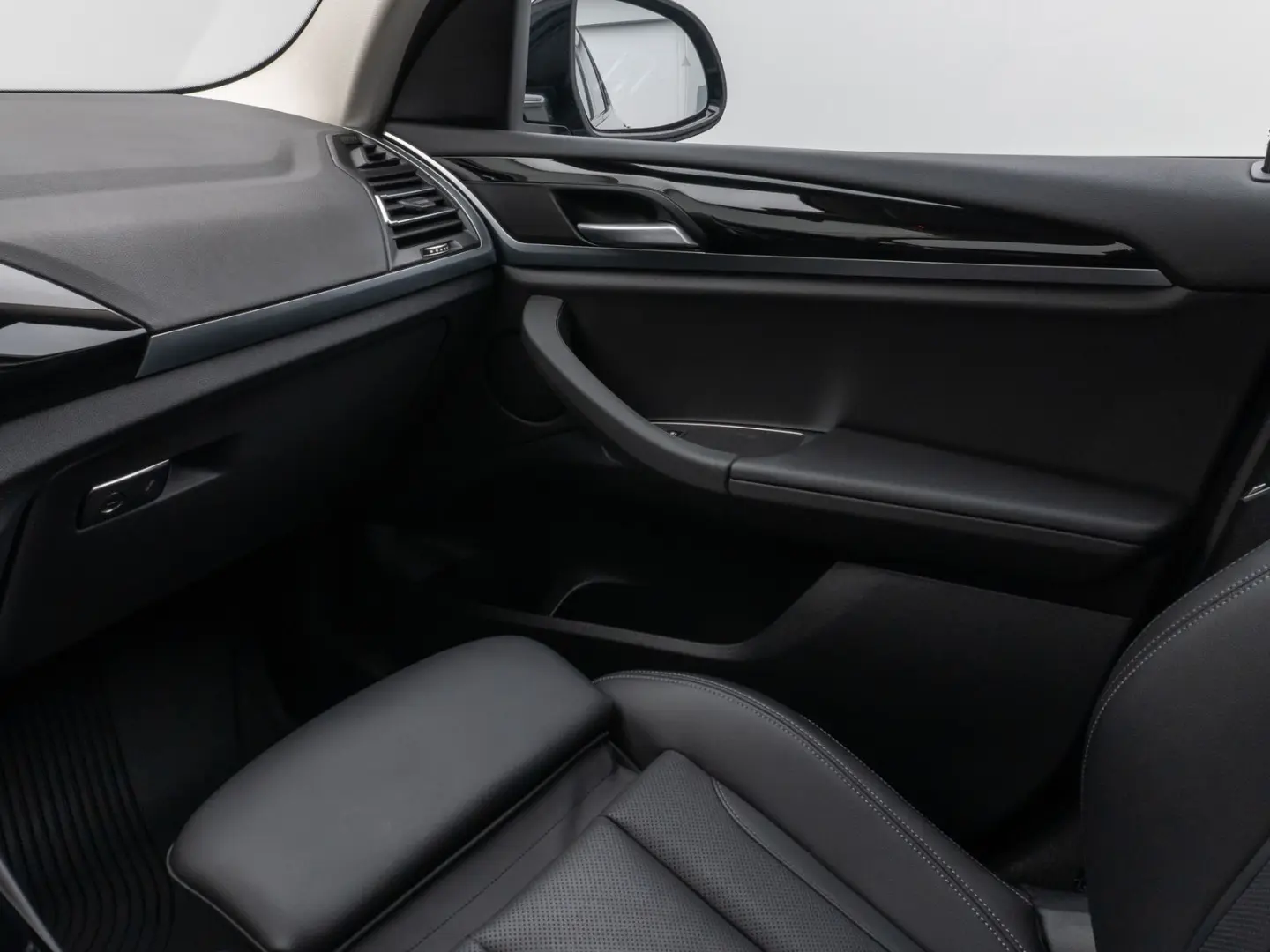 X3 xD20i Kamera DAB WLAN DrivAssist AHK Sport