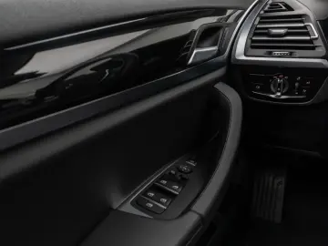 X3 xD20i Kamera DAB WLAN DrivAssist AHK Sport