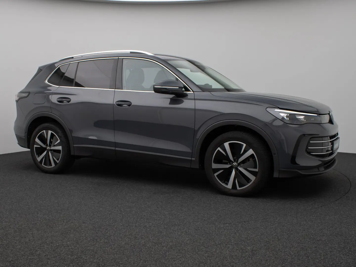 Tiguan 2.0 TDI Elegance 360°ACC AHK HUD Lenkrhzg