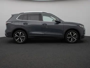Tiguan 2.0 TDI Elegance 360°ACC AHK HUD Lenkrhzg