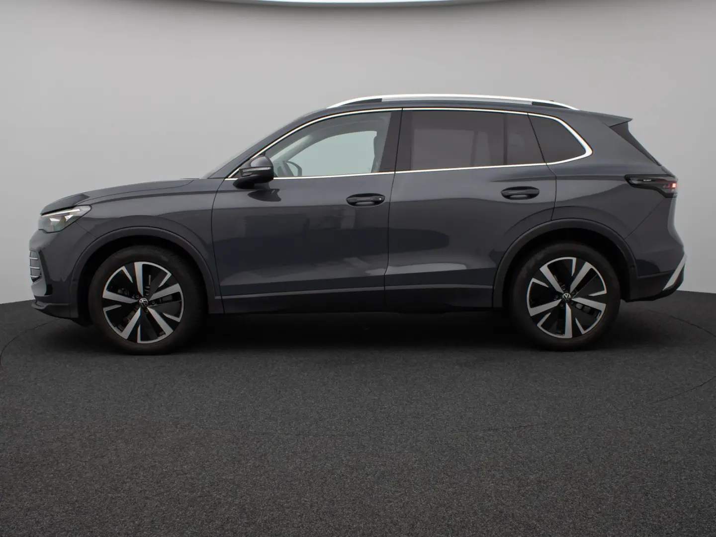 Tiguan 2.0 TDI Elegance 360°ACC AHK HUD Lenkrhzg