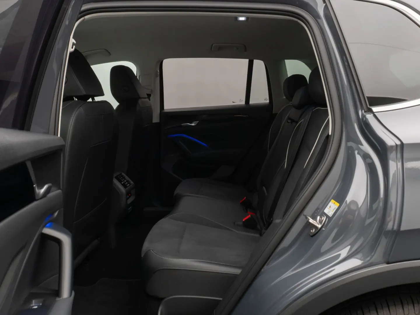 Tiguan 2.0 TDI Elegance 360°ACC AHK HUD Lenkrhzg