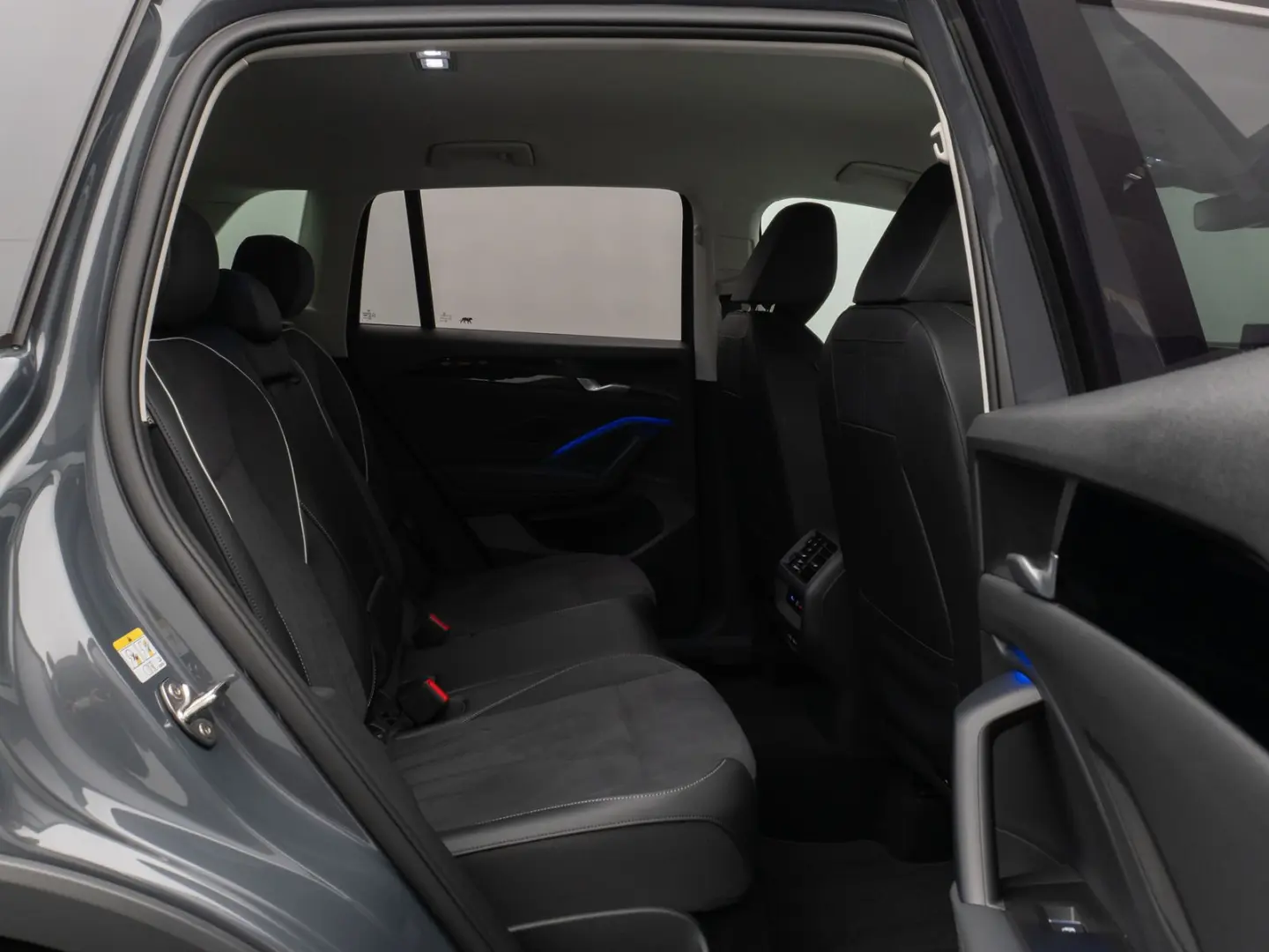 Tiguan 2.0 TDI Elegance 360°ACC AHK HUD Lenkrhzg
