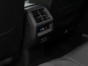 Tiguan 2.0 TDI Elegance 360°ACC AHK HUD Lenkrhzg