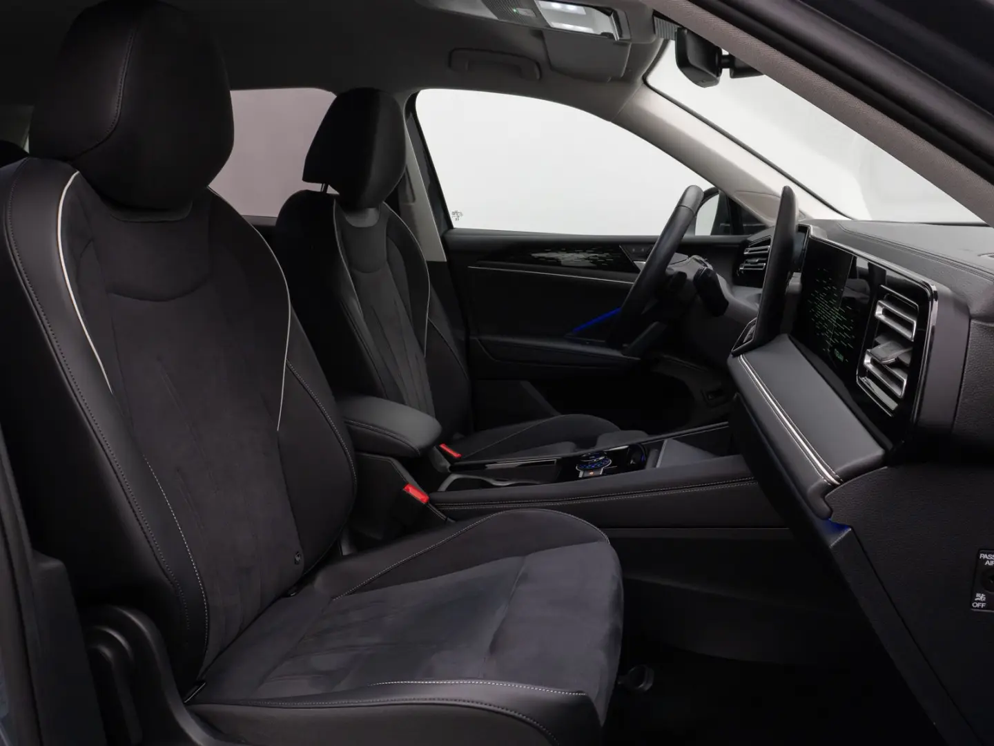 Tiguan 2.0 TDI Elegance 360°ACC AHK HUD Lenkrhzg