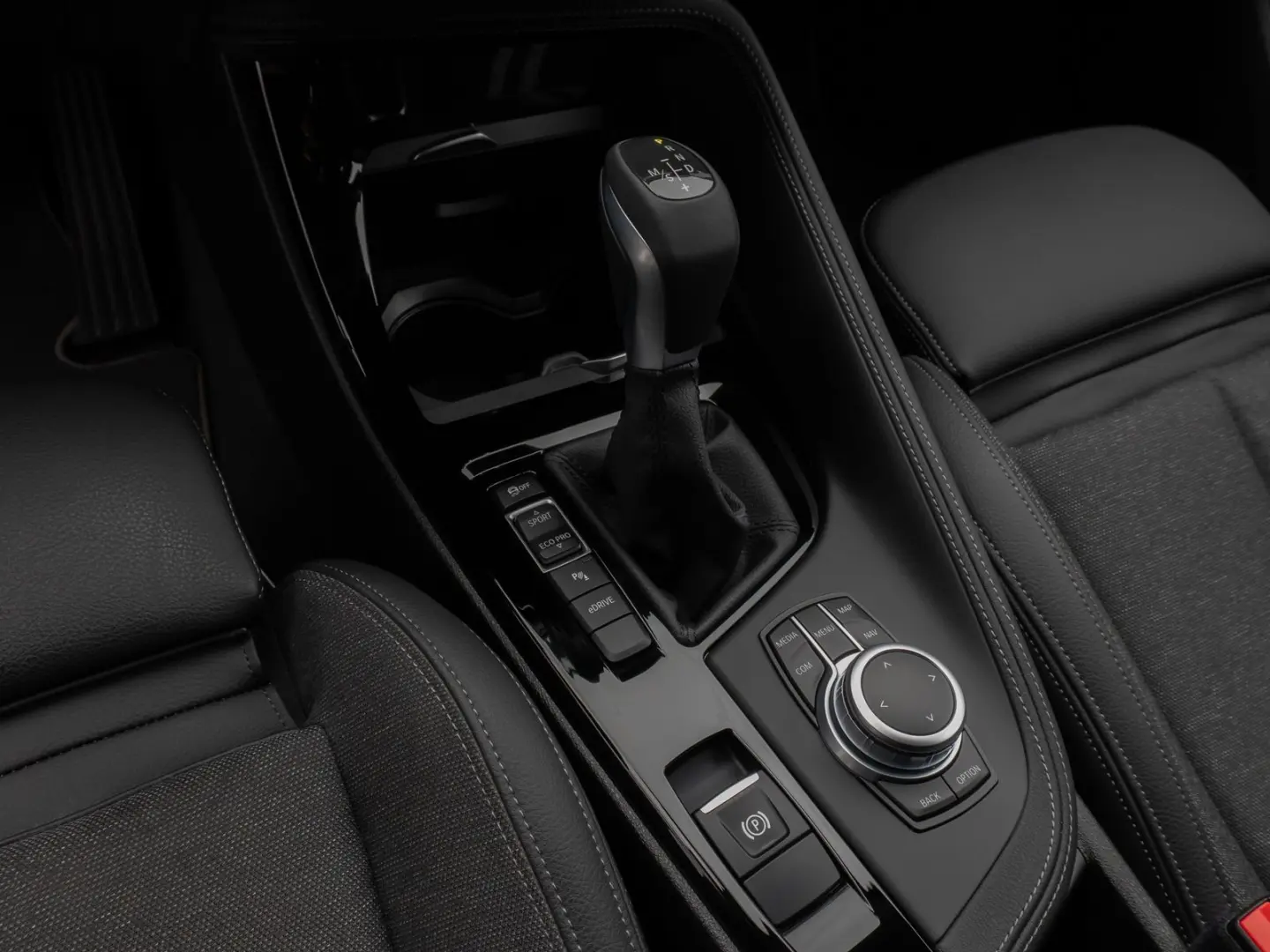 X1 xD25e Sport Line Kamera DAB Geschwindigkeitsr