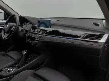 X1 xD25e Sport Line Kamera DAB Geschwindigkeitsr