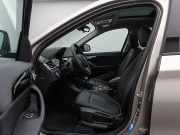 X1 xD25e Panorama Kamera HUD DAB Komfort Alarm