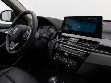 X1 xD25e Panorama Kamera HUD DAB Komfort Alarm
