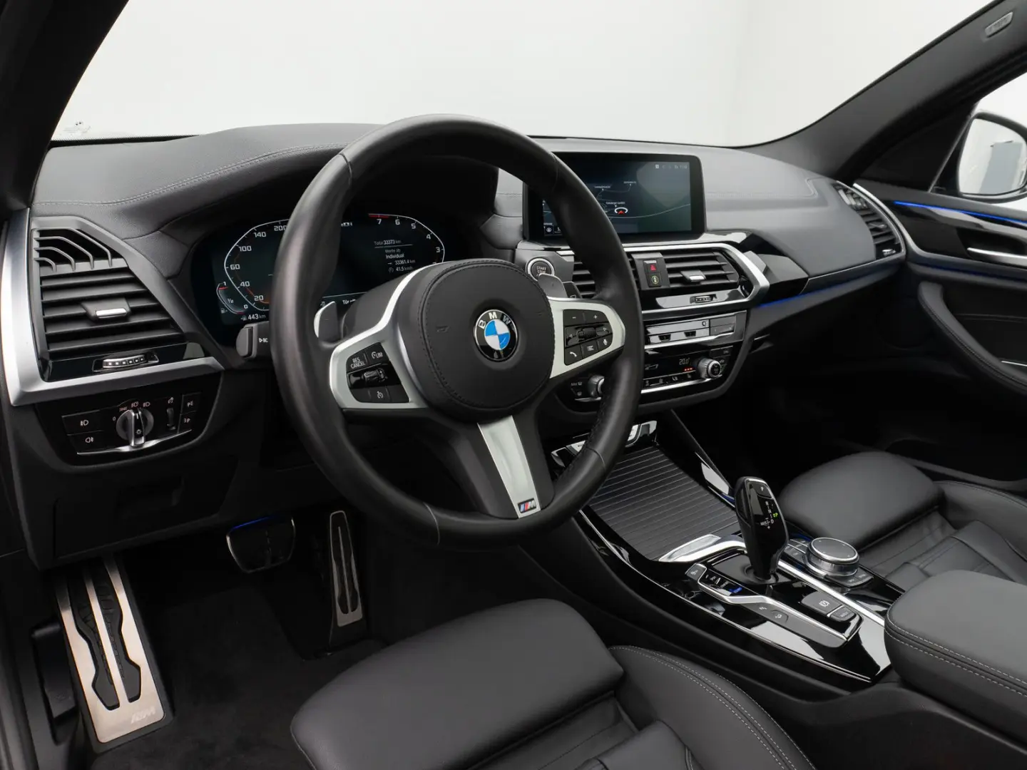 X3 M40i Panorama HUD DAB HiFi Komfort Alarm 20