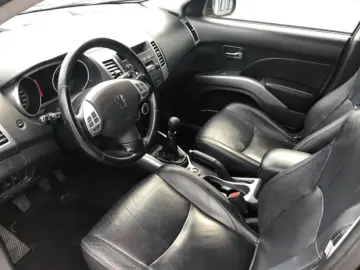 Peugeot 4007