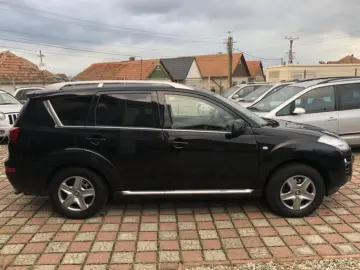 Peugeot 4007