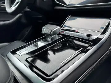 AUDI RSQ8 Dynamik+Ceramik B&O Panorama Soft-Close AHK*23