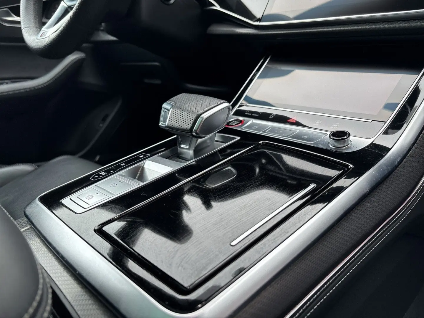 AUDI RSQ8 Dynamik+Ceramik B&O Panorama Soft-Close AHK*23