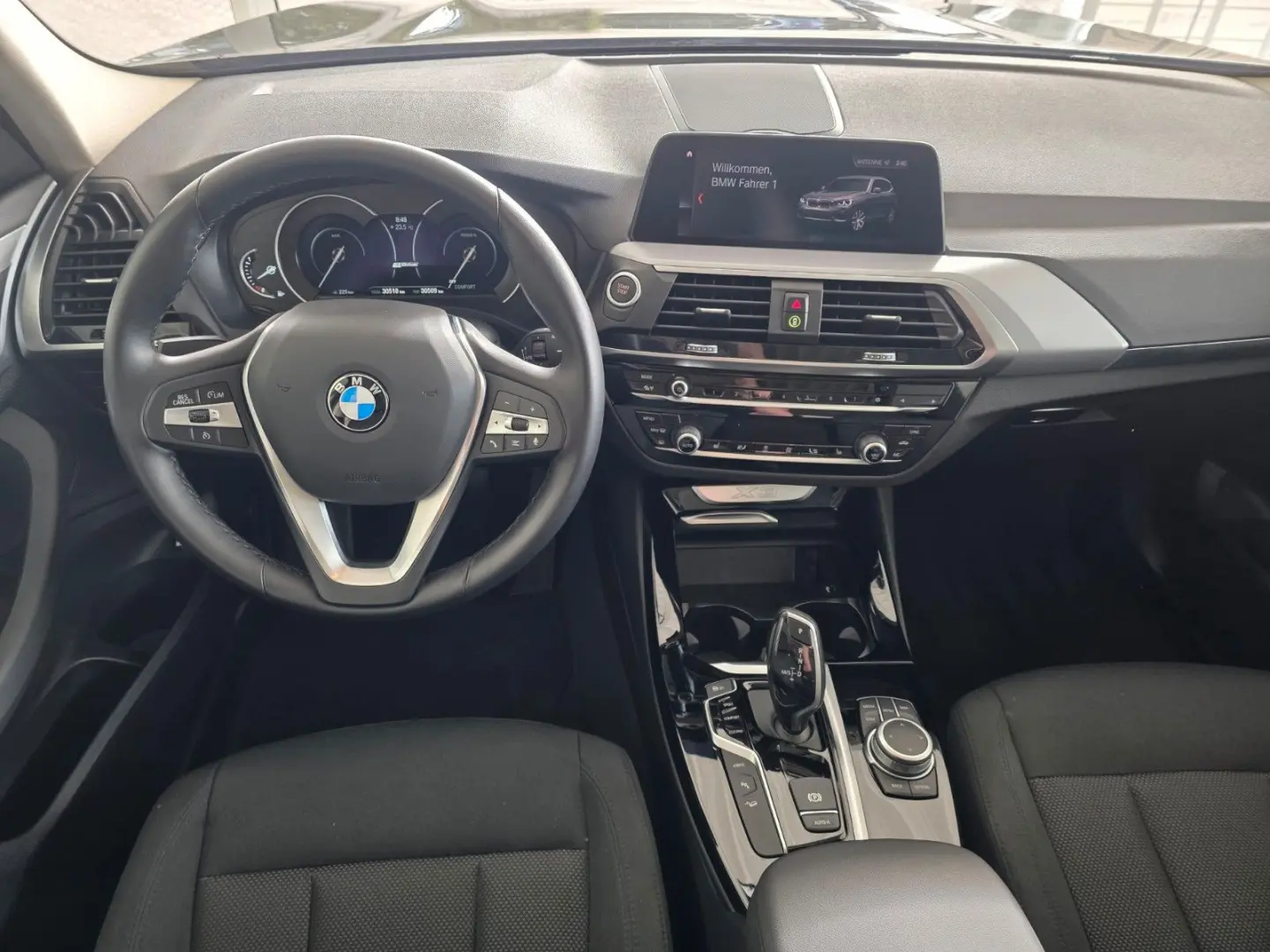 X3 xDrive 30 e Advantage, Pano, PDC, Kam, SHZ