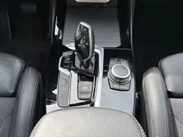 X3 xDrive30e Advantage AHK Klimaautom. PDC SHZ