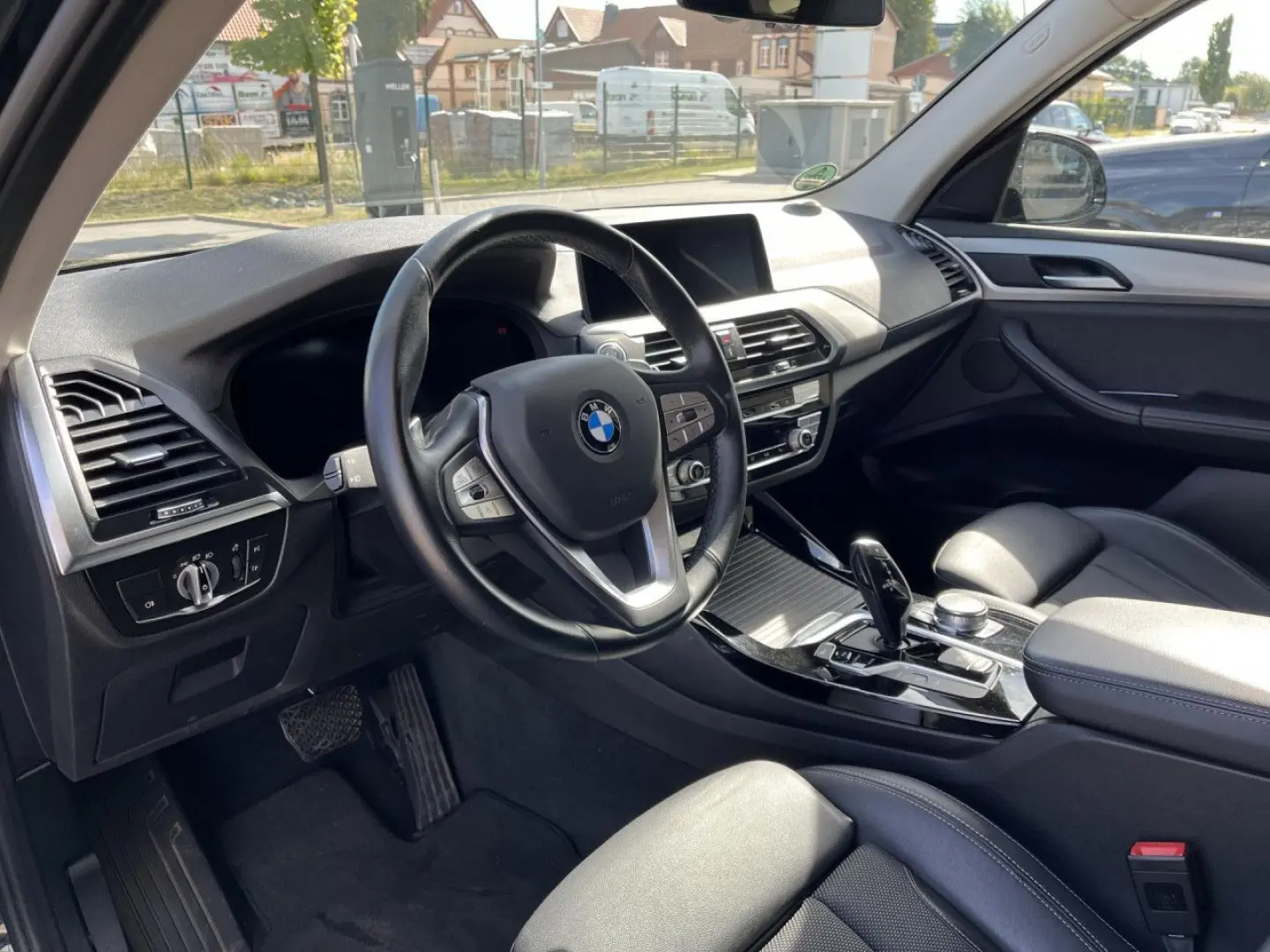 X3 xDr. 30e Aut. xLine Navi HUD Ad.LED HiFi PaAs
