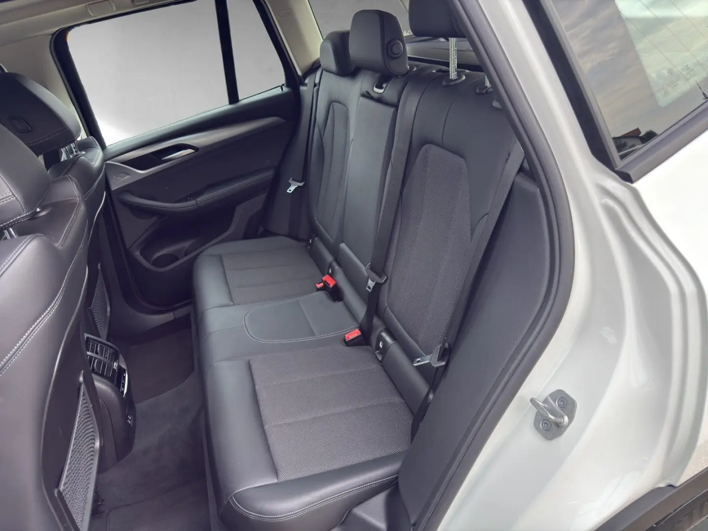 X3 xDrive30e Advantage Sportsitze NavPro Headup