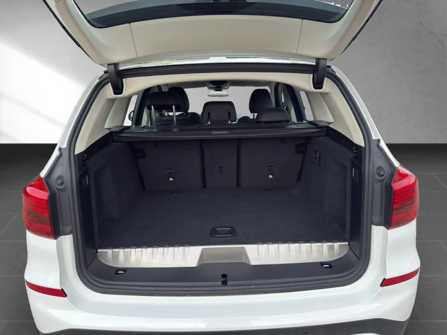 X3 xDrive30e Advantage Sportsitze NavPro Headup