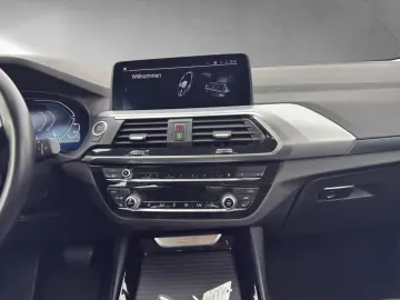 X3 xDrive30e Advantage Sportsitze NavPro Headup