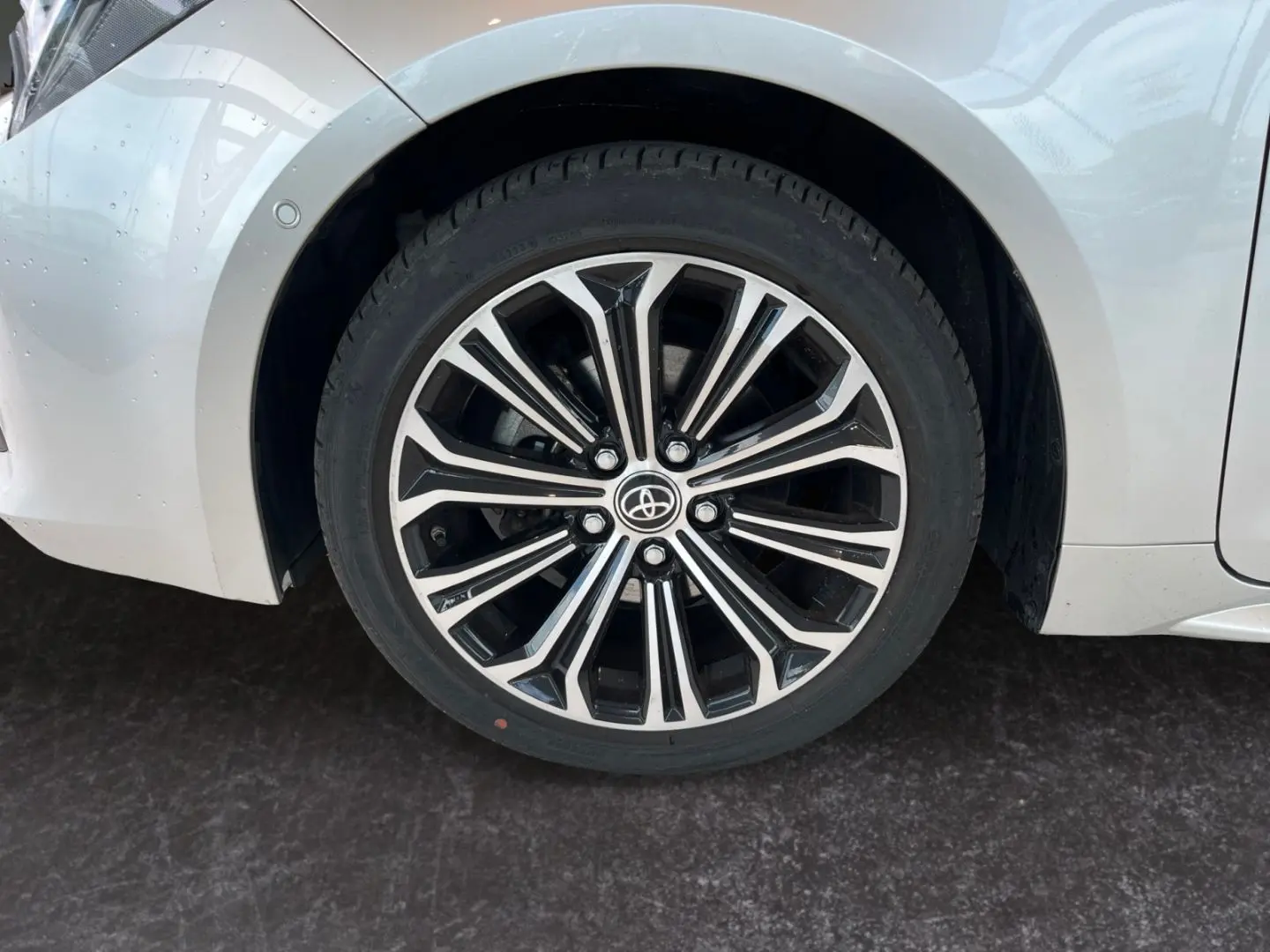 Corolla 1.8 Hybrid TS Team D *Bi-LED*ACC*Cam*SHZ