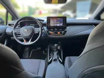 Corolla Touring Sports 2.0 Hybrid Team D KAMERA