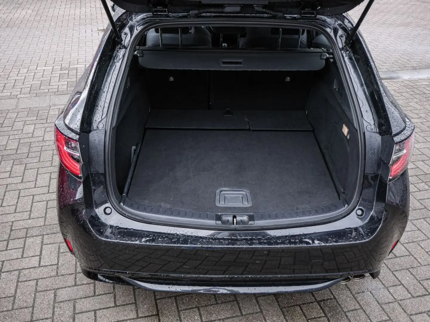 Corolla Touring Sports 2.0 Hybrid Business Editi