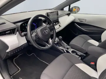 Corolla 2.0 Hybrid TS Team D  LED CarPlay CAM