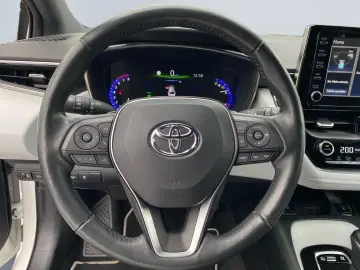 Corolla 2.0 Hybrid TS Team D  LED CarPlay CAM