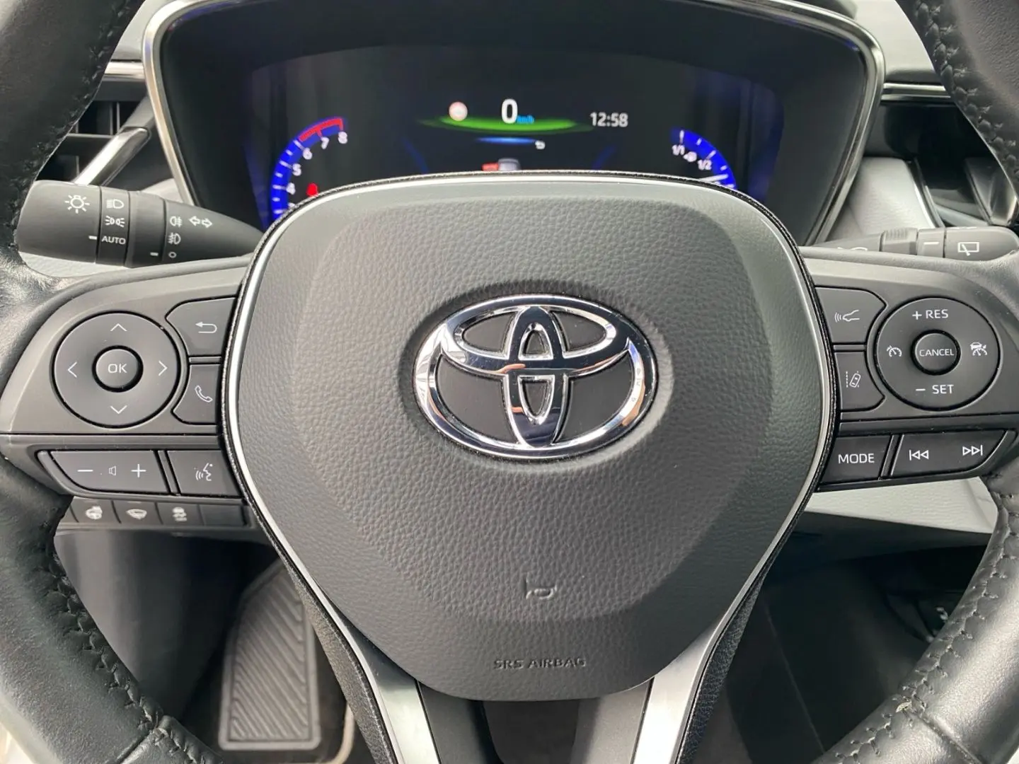 Corolla 2.0 Hybrid TS Team D  LED CarPlay CAM