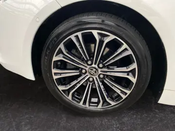 Corolla 2.0 Hybrid TS Team D  LED CarPlay CAM
