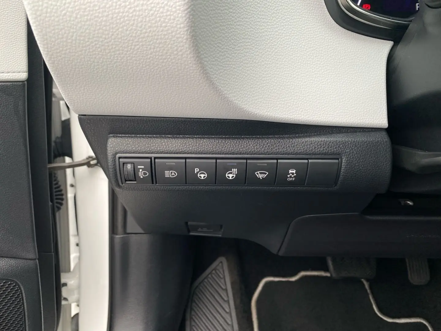 Corolla 2.0 Hybrid TS Team D  LED CarPlay CAM