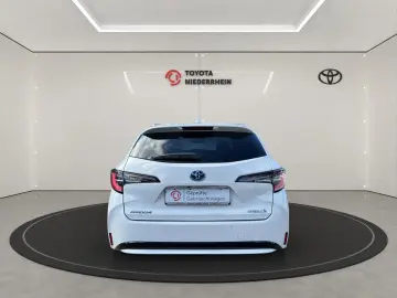 Corolla Touring Sports Hybrid Team D 1.8 LED RFK