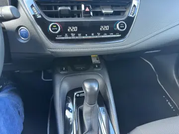Corolla Touring Sports Hybrid Team D 1.8 LED RFK