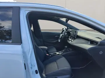 Corolla Touring Sports Hybrid Team D 1.8 LED RFK