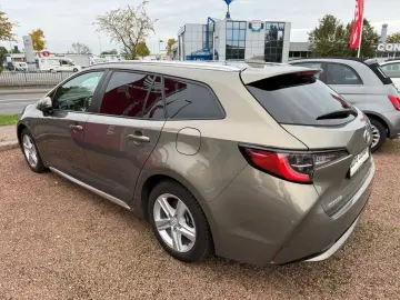 Corolla Touring Hybrid Active Navi Klima Kamera