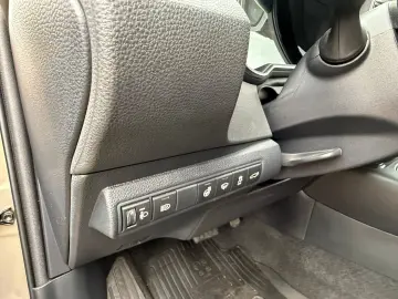 Corolla Touring Hybrid Active Navi Klima Kamera