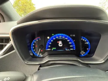 Corolla Touring Hybrid Active Navi Klima Kamera