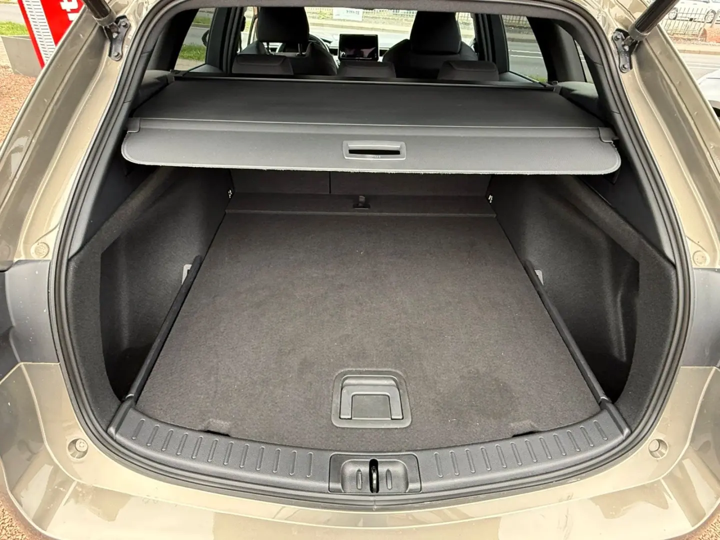 Corolla Touring Hybrid Active Navi Klima Kamera
