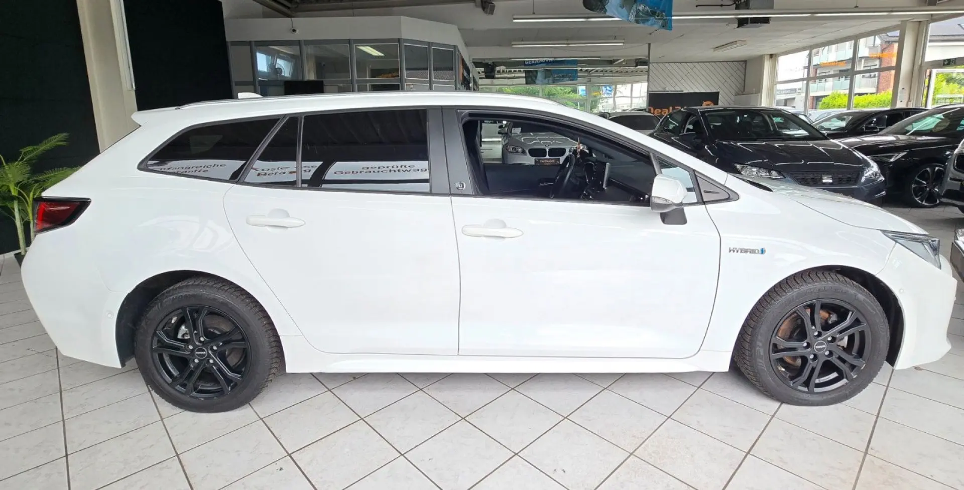 Corolla Touring Team D HYBRID TOP AUSSTATTUNG