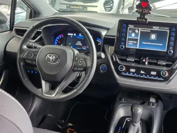 Corolla Touring Team D HYBRID TOP AUSSTATTUNG