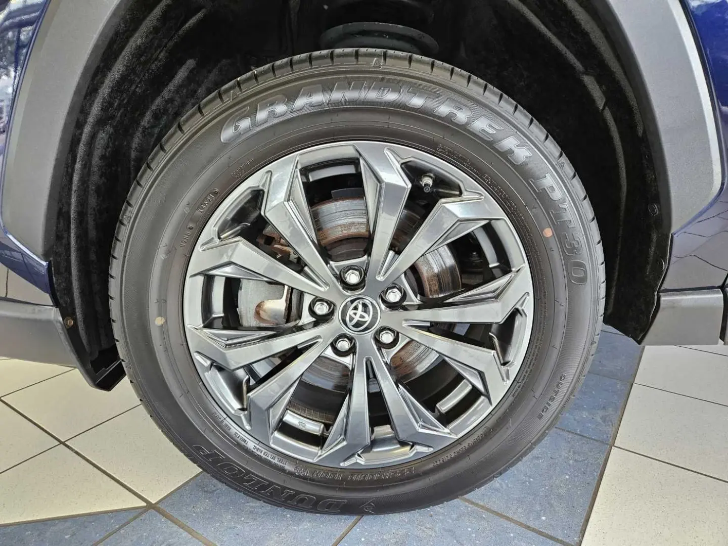 RAV4 2.5 Hybrid Team DK AHK Leder Einparkhilfe v