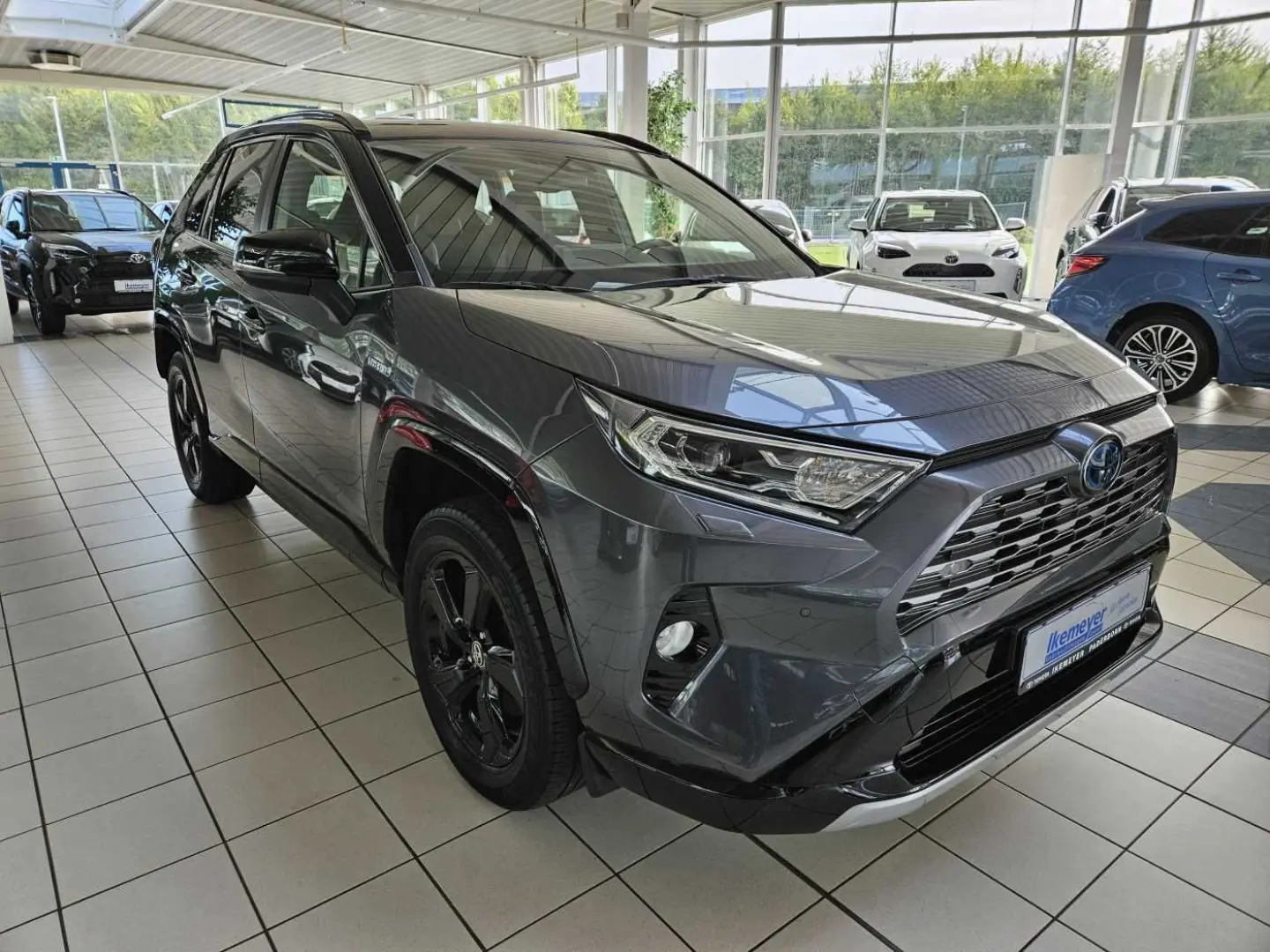 RAV4 2.5 Hybrid Style AHK Teilleder 18 Zoll LM-F