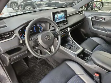 RAV4 2.5 Hybrid Style AHK Teilleder 18 Zoll LM-F