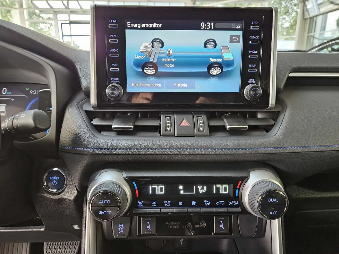 RAV4 2.5 Hybrid Style AHK Teilleder 18 Zoll LM-F