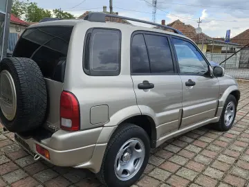 Suzuki grand vitara