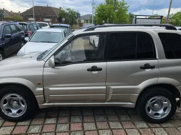 Suzuki grand vitara