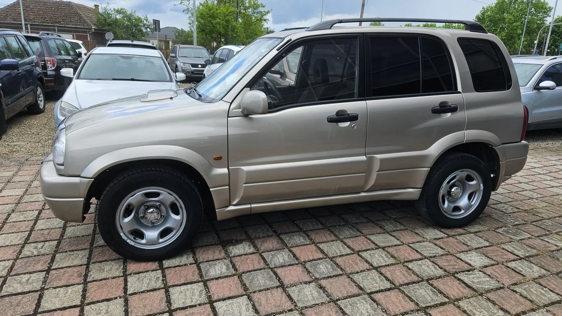Suzuki grand vitara