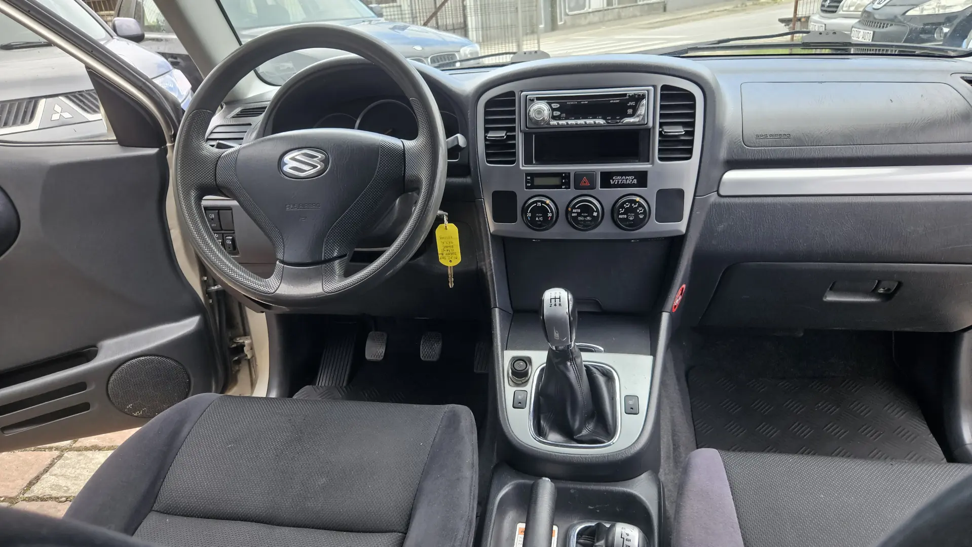 Suzuki grand vitara